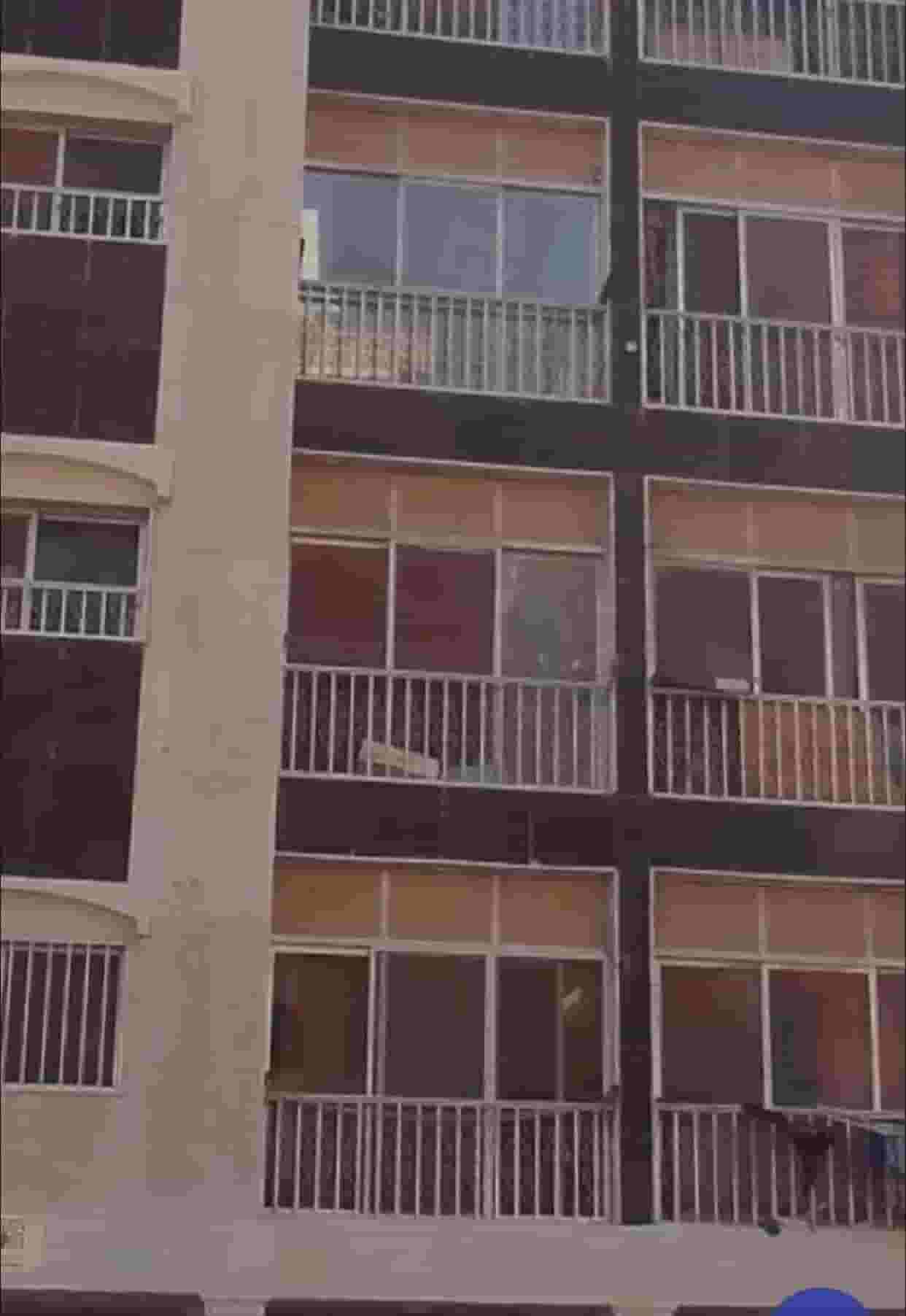 Building for sale in Hawali