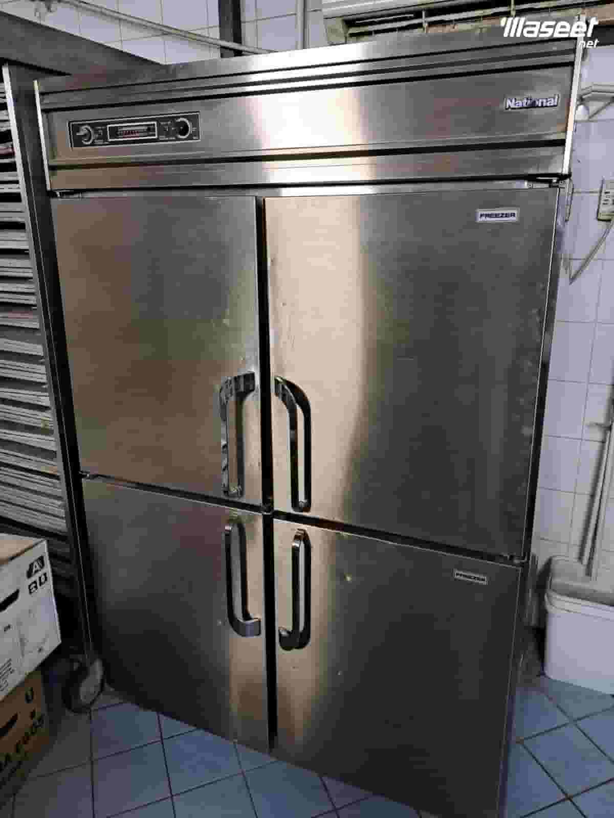 National Japanese refrigerator and freezer