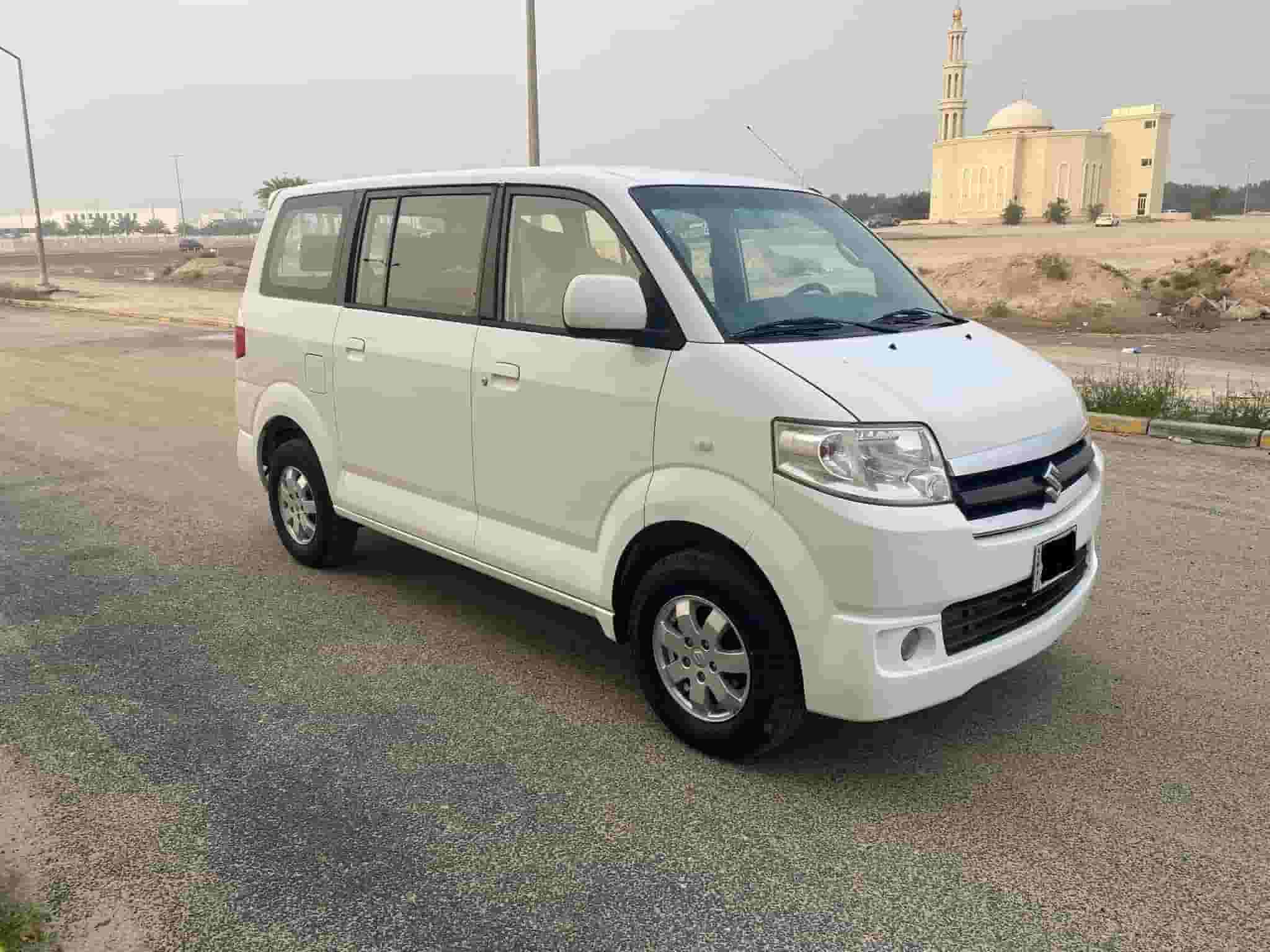 Suzuki APV model 2017