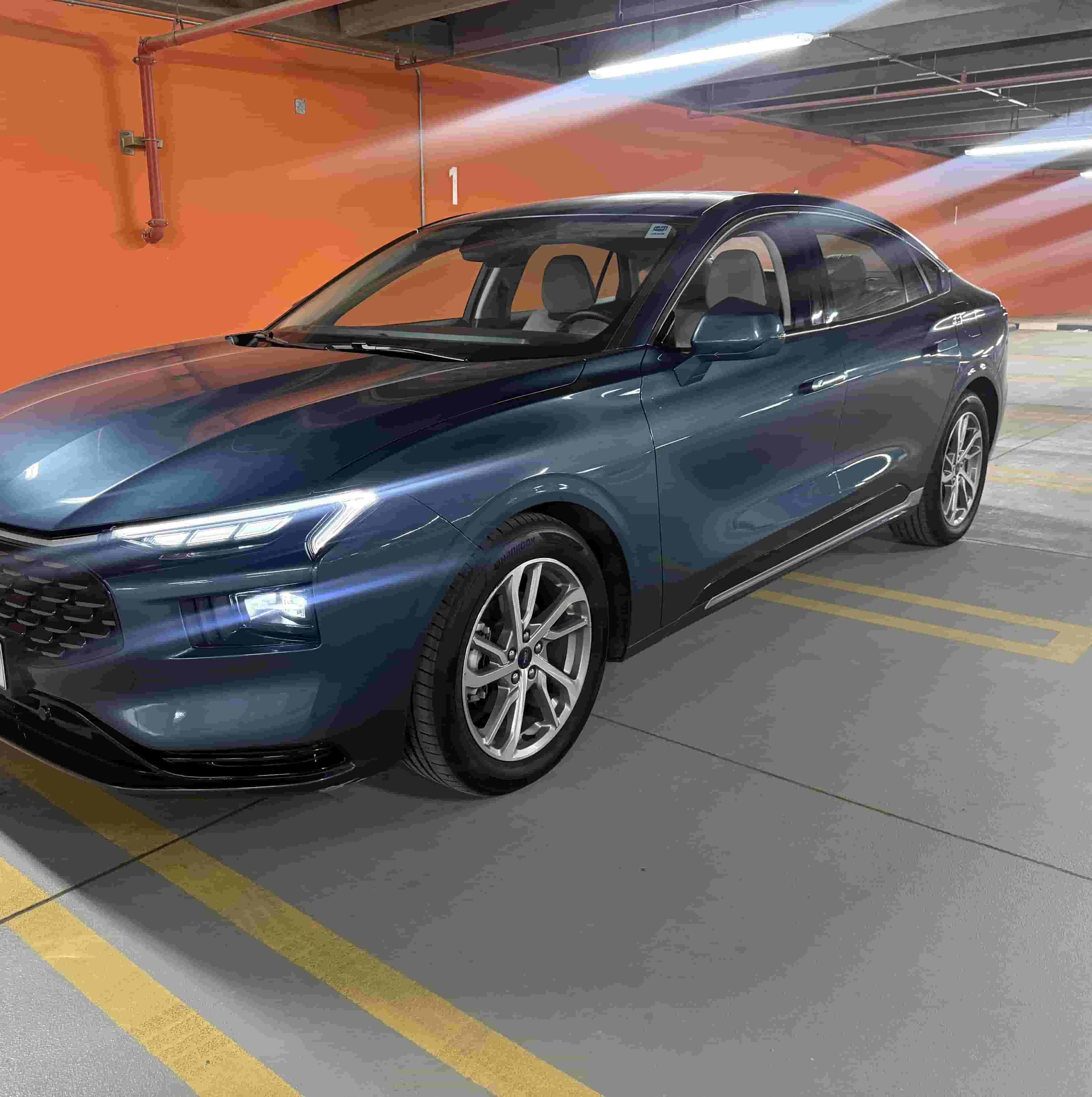 Ford Taurus 2023 