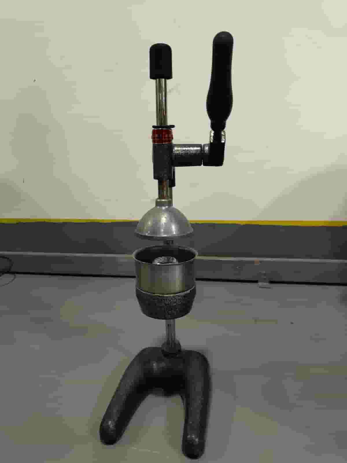 Roman juicer