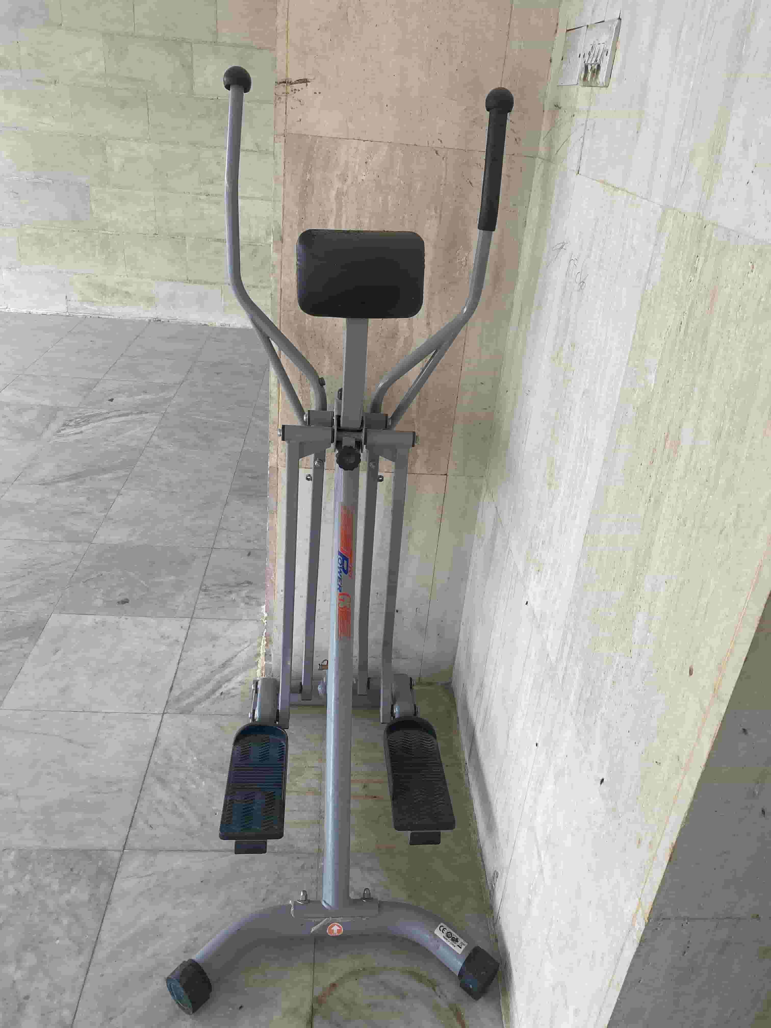 A device for sports walking