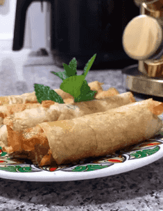 Kebba and samosa crackers