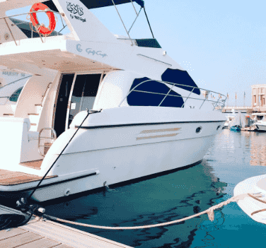 Rent a luxury yacht