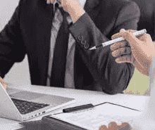 أبحث عن عمل (سكرتير تنفيذي)