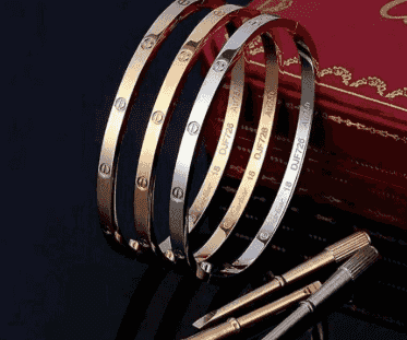 The strongest collection of accessories for women