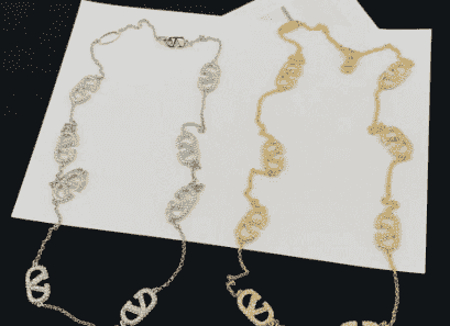 Women's accessories