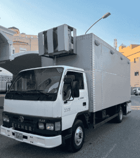 For rent a licensed mobile grocery store