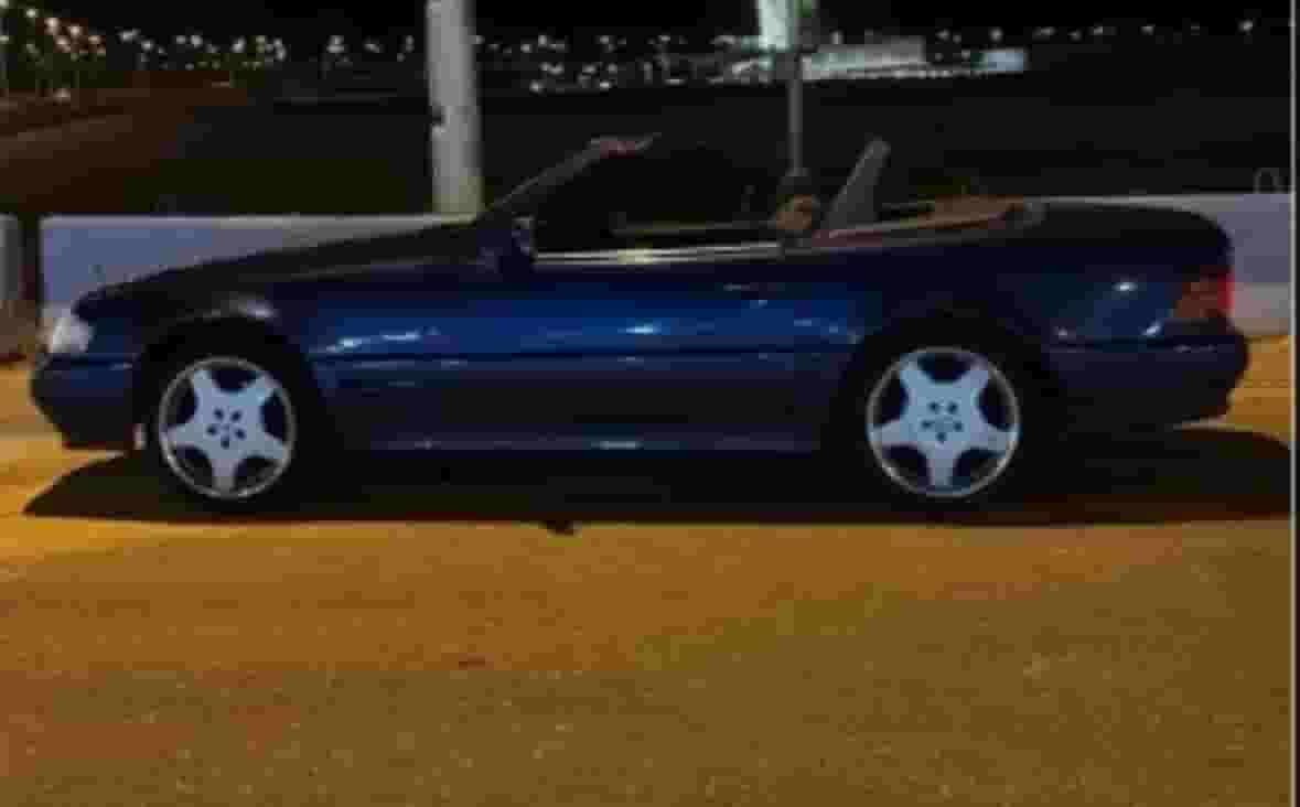 للبيع مرسيدس SL300 1993
