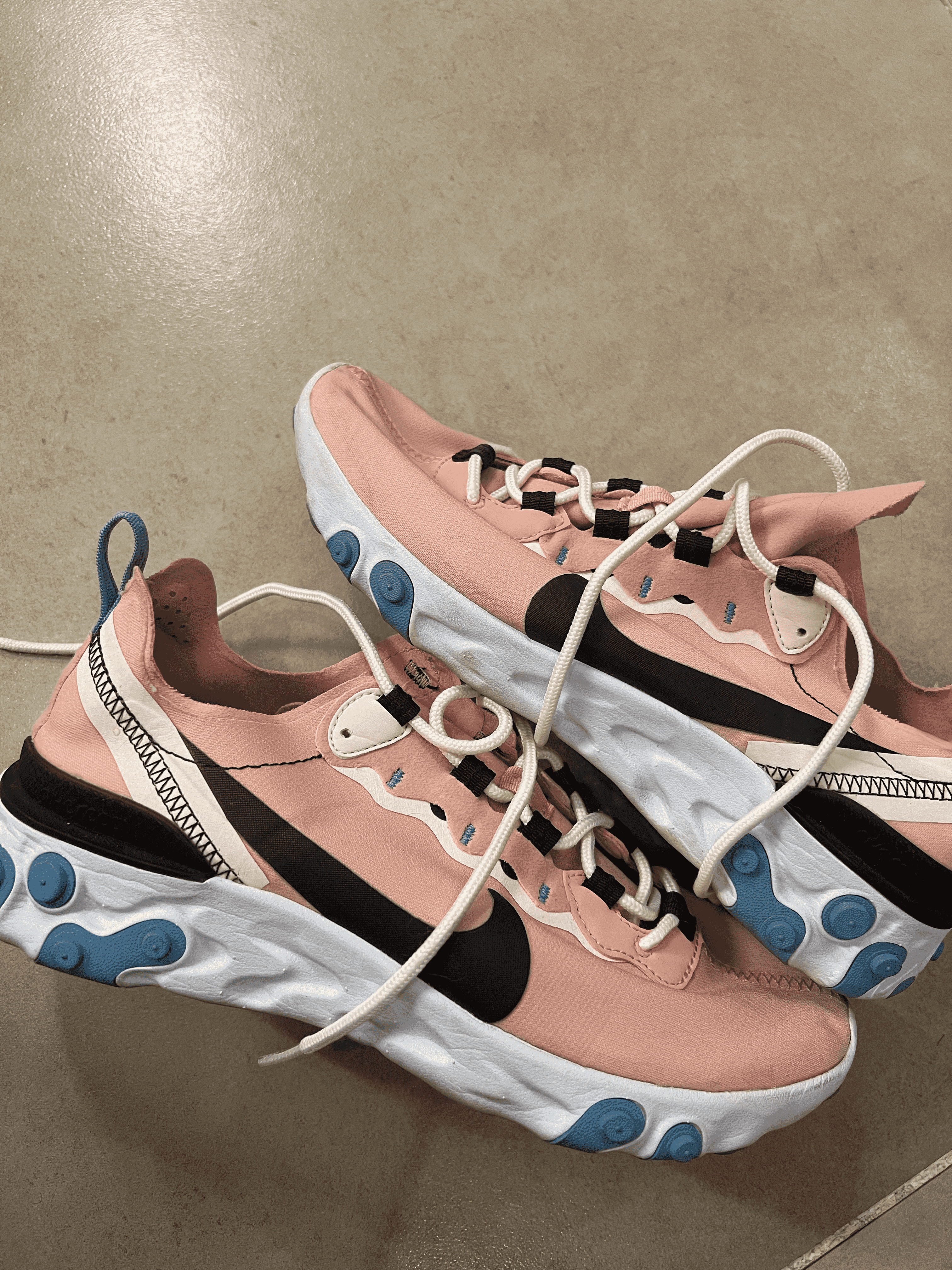 Nike shoes
