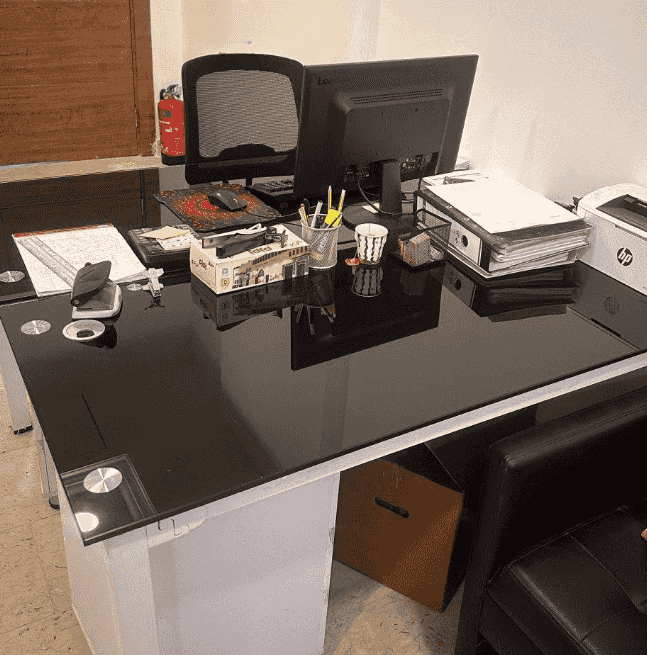  Office furniture for sale