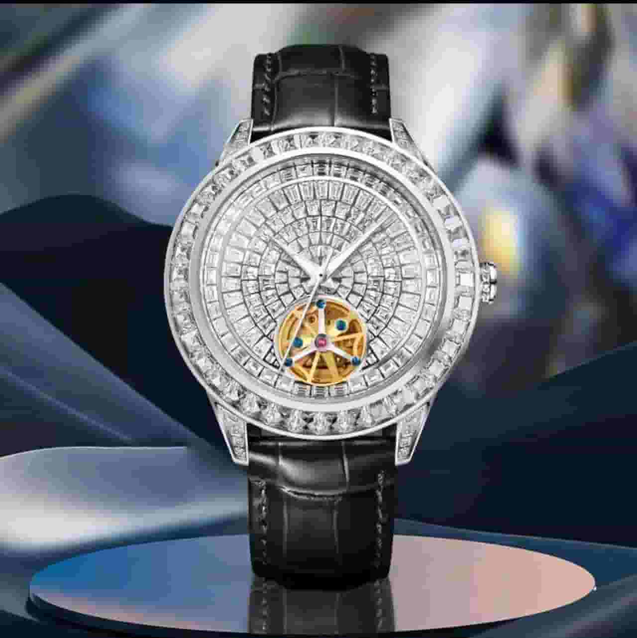 For sale a new guaranteed h5037 watch