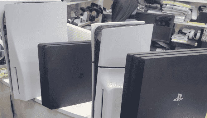  شراء وبيع أجهزة PS5 وPS4 وملحقاتها