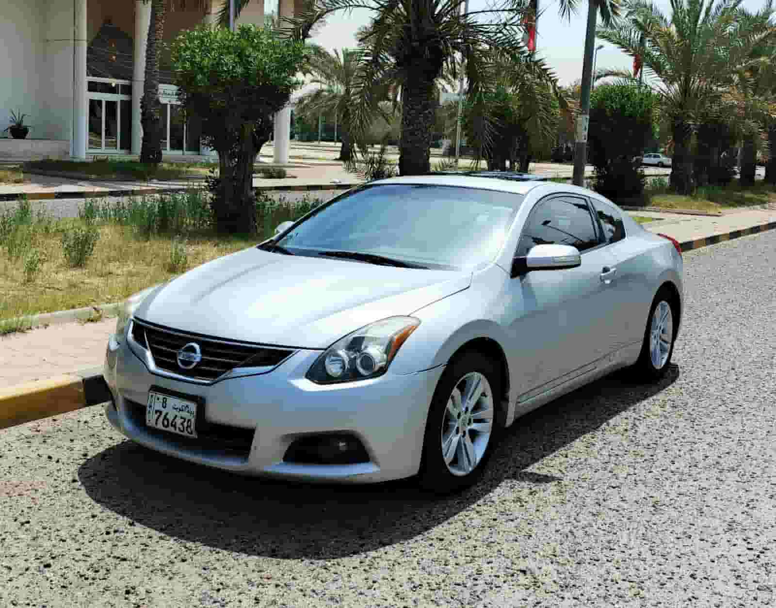 Nissan Altima Coupe 2011