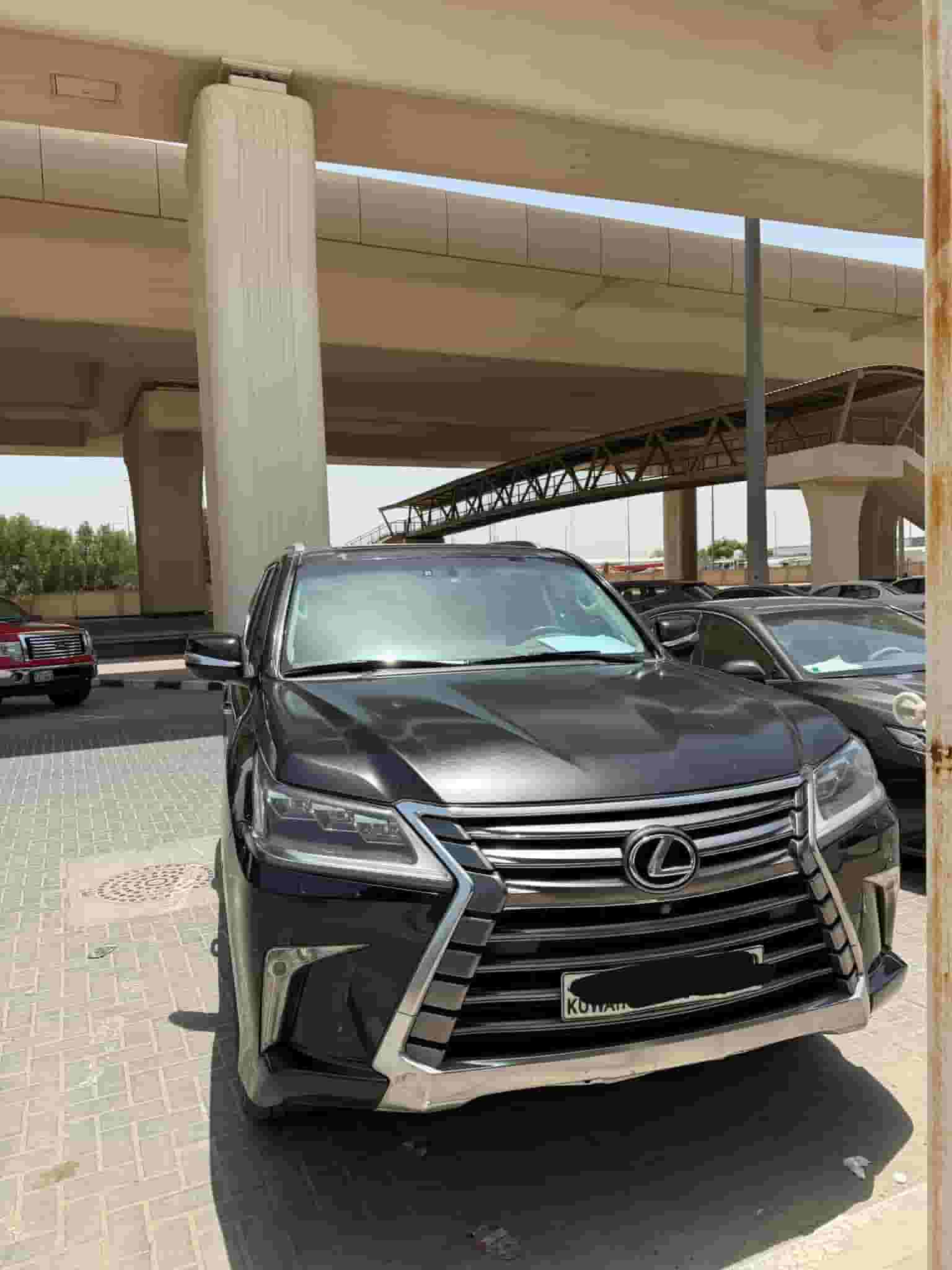 للبيع LX 570 2017 