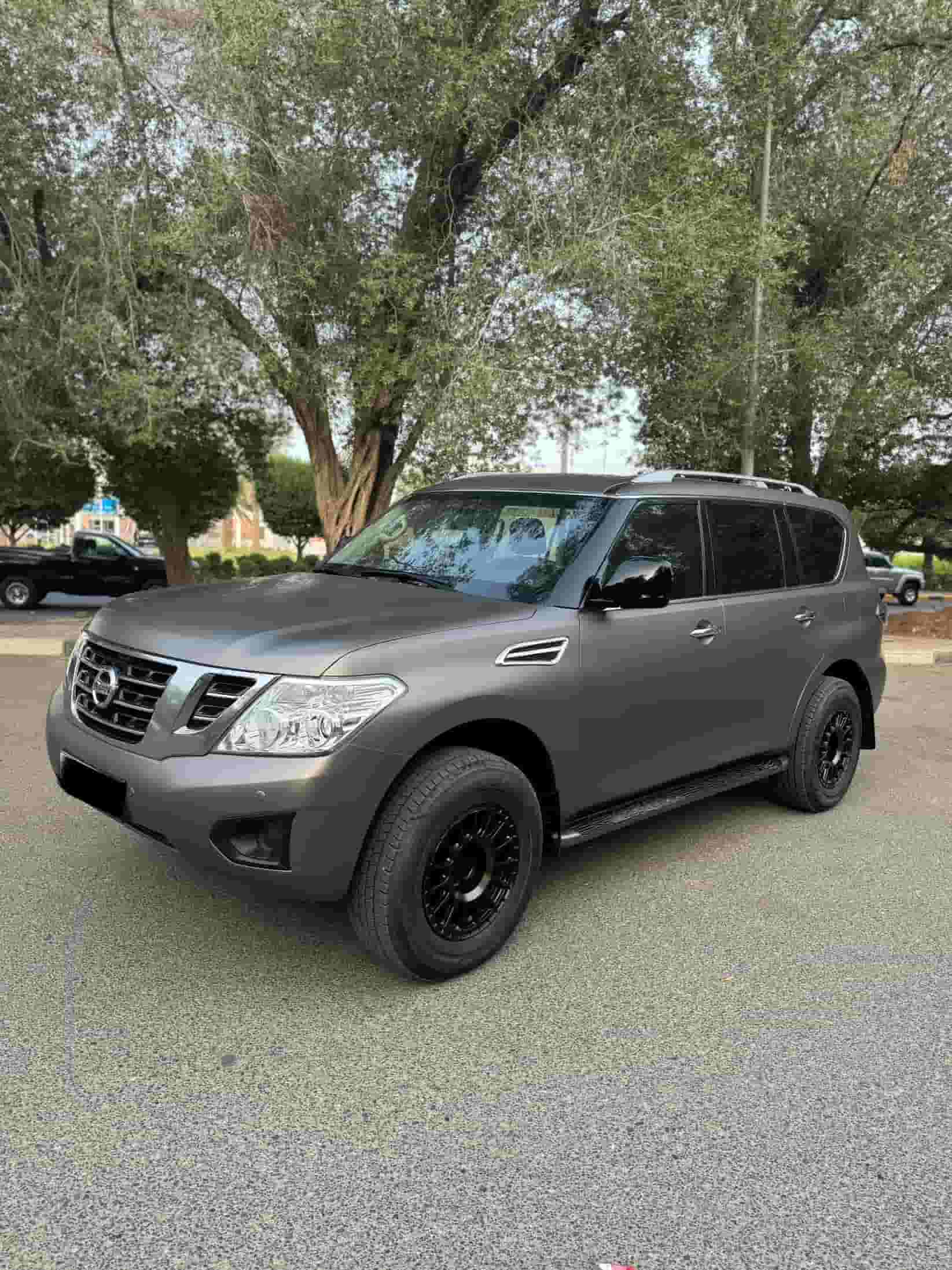 Nissan Patrol SE V6 engine