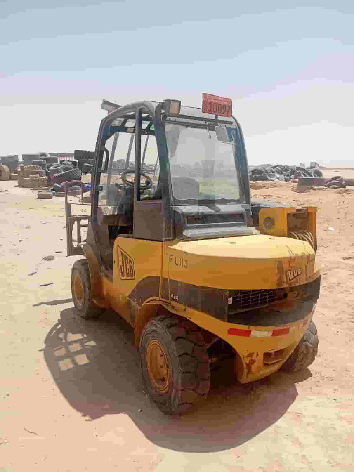 2 Forklift Model 2010 JCB