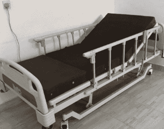 سراير طبية وأجهزة رعاية صحية منزلية
