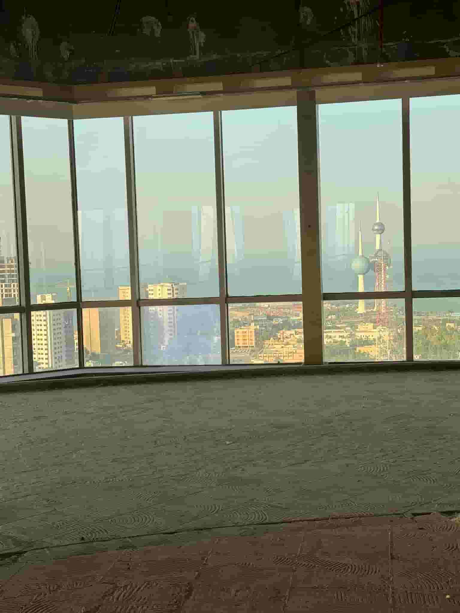 للإيجار دورين بمدينة الكويت 1100م