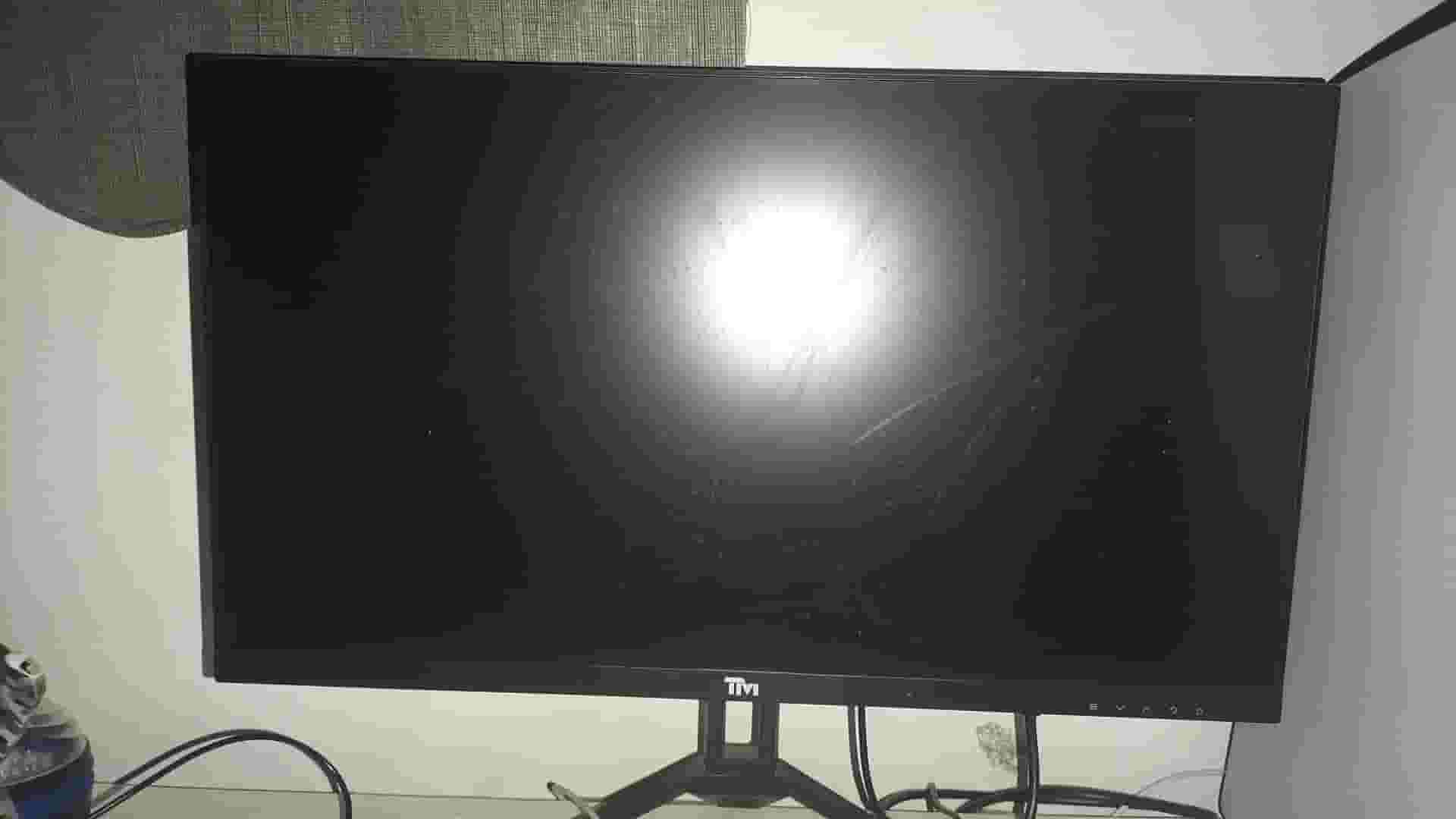 100FPS gaming monitor with excellent performance