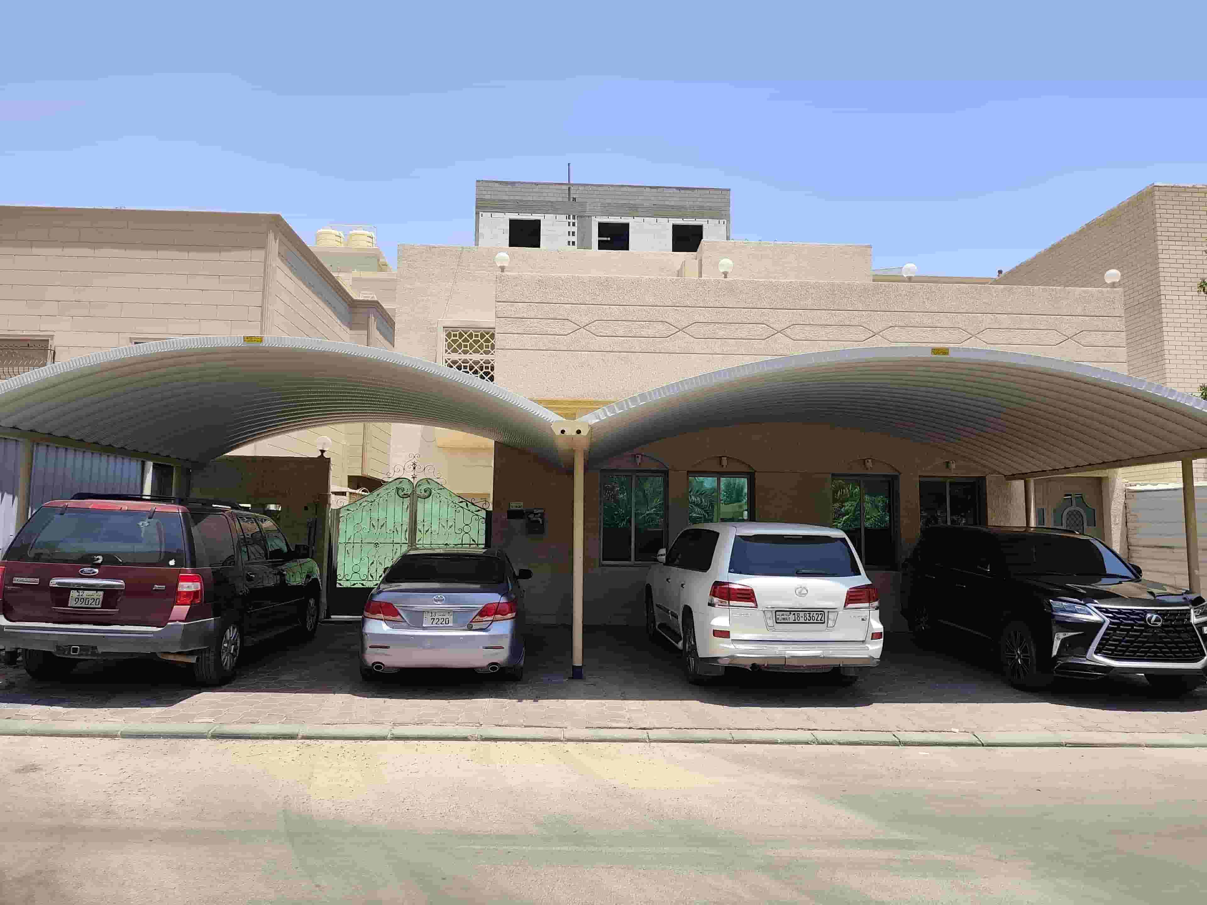 للبيع بيت حكومة في فهد الأحمد