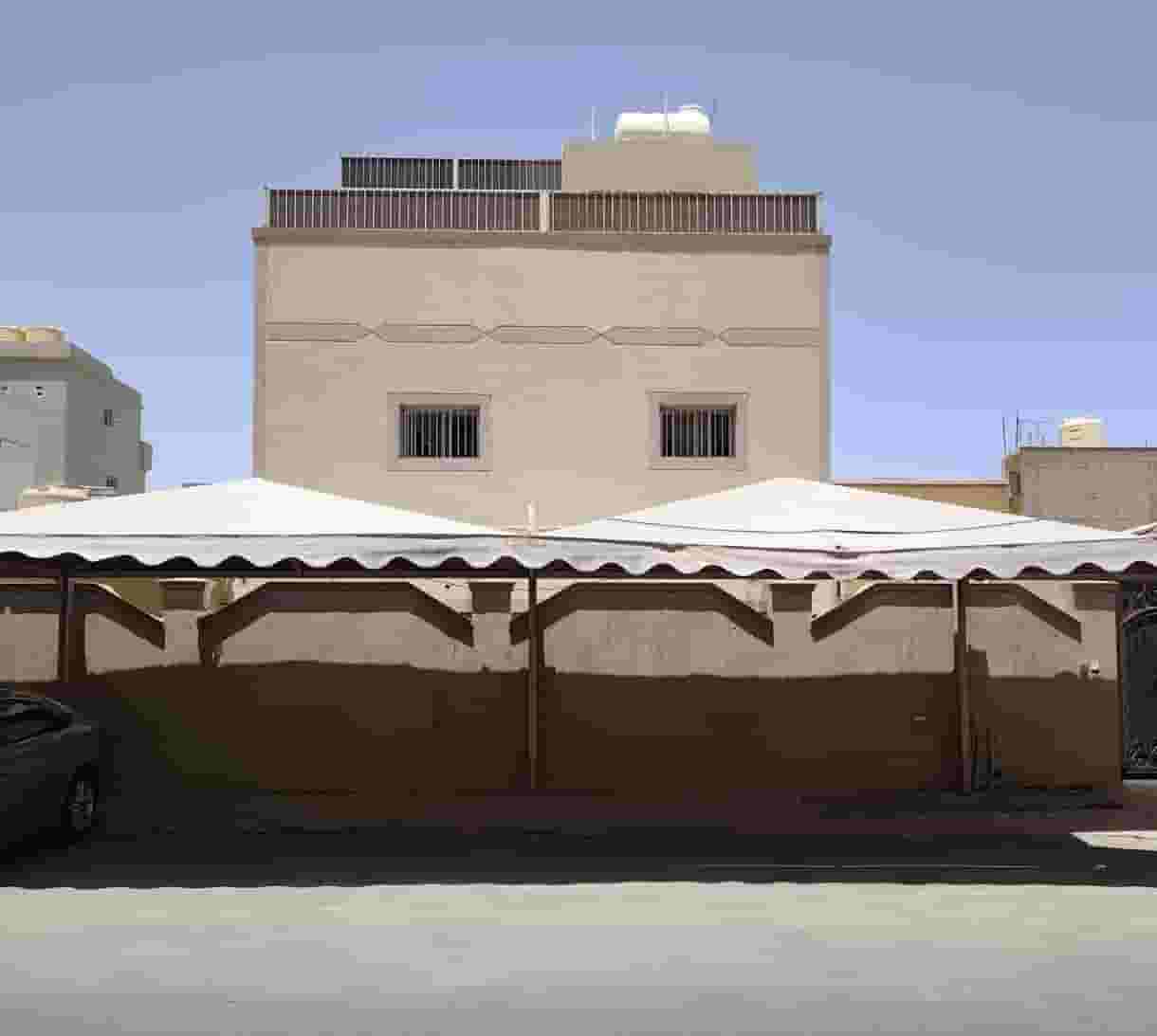 للبيع بيت هدام في الرميثة