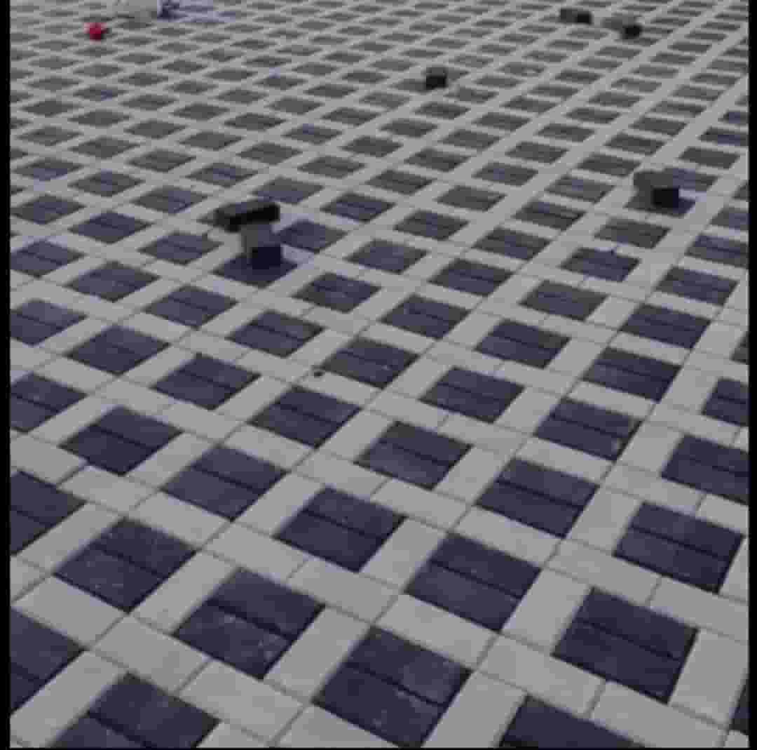 Interlocking tile, crabstone and landscaping contractor