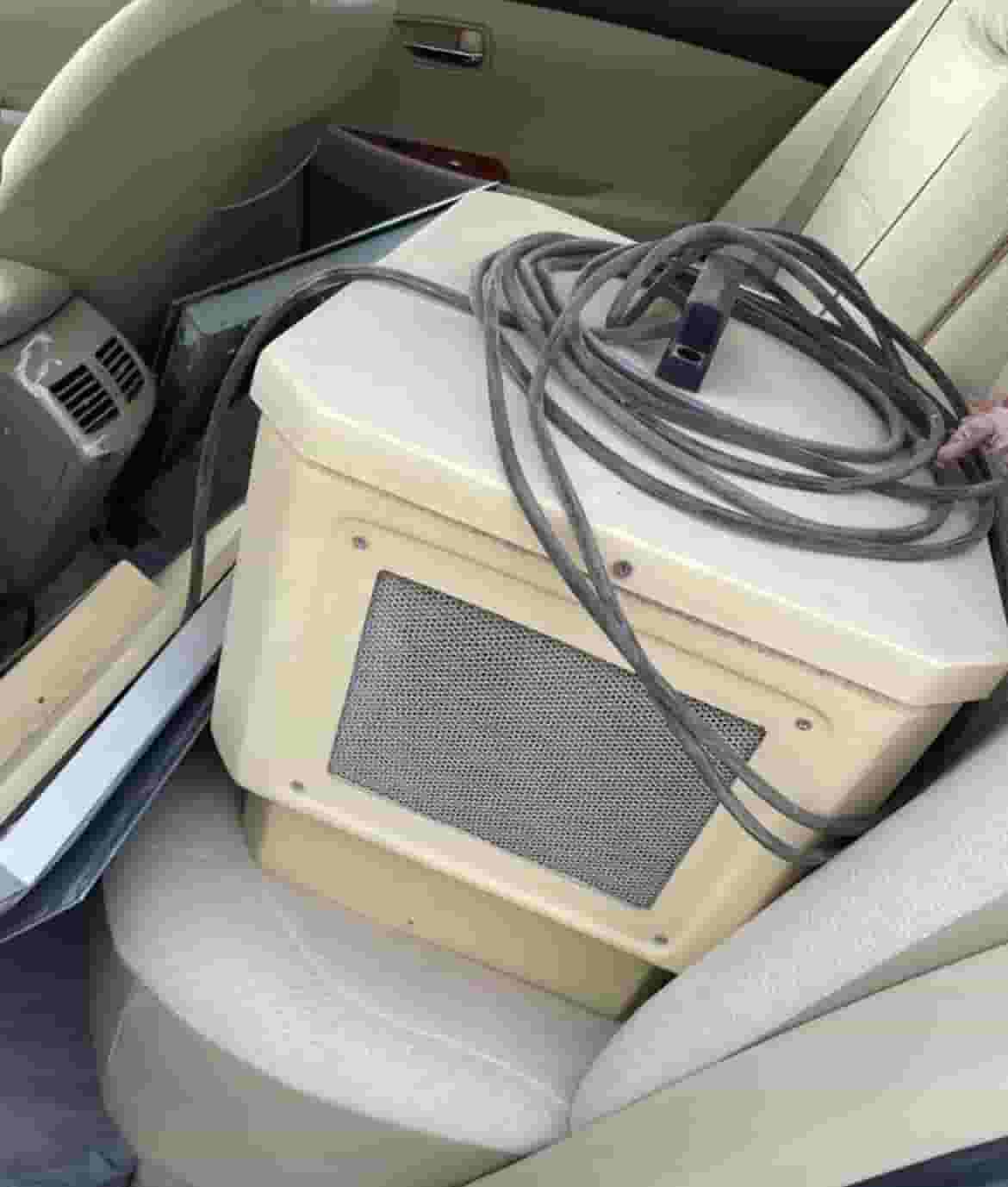 Water tank cooling device with timer