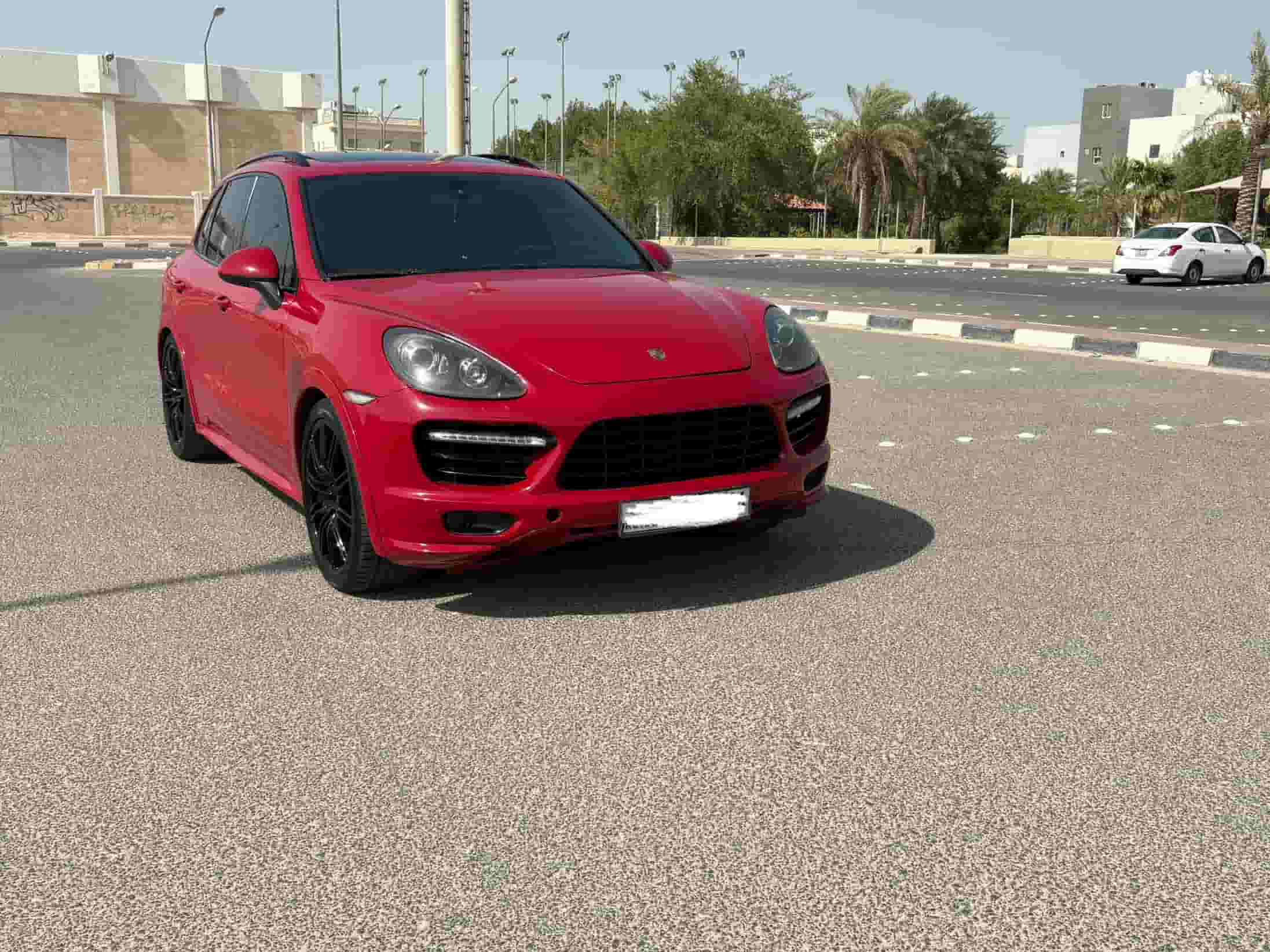للبيع بورش كاين gts 2013 