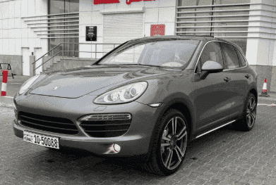 Porsche Cayenne S model 2011