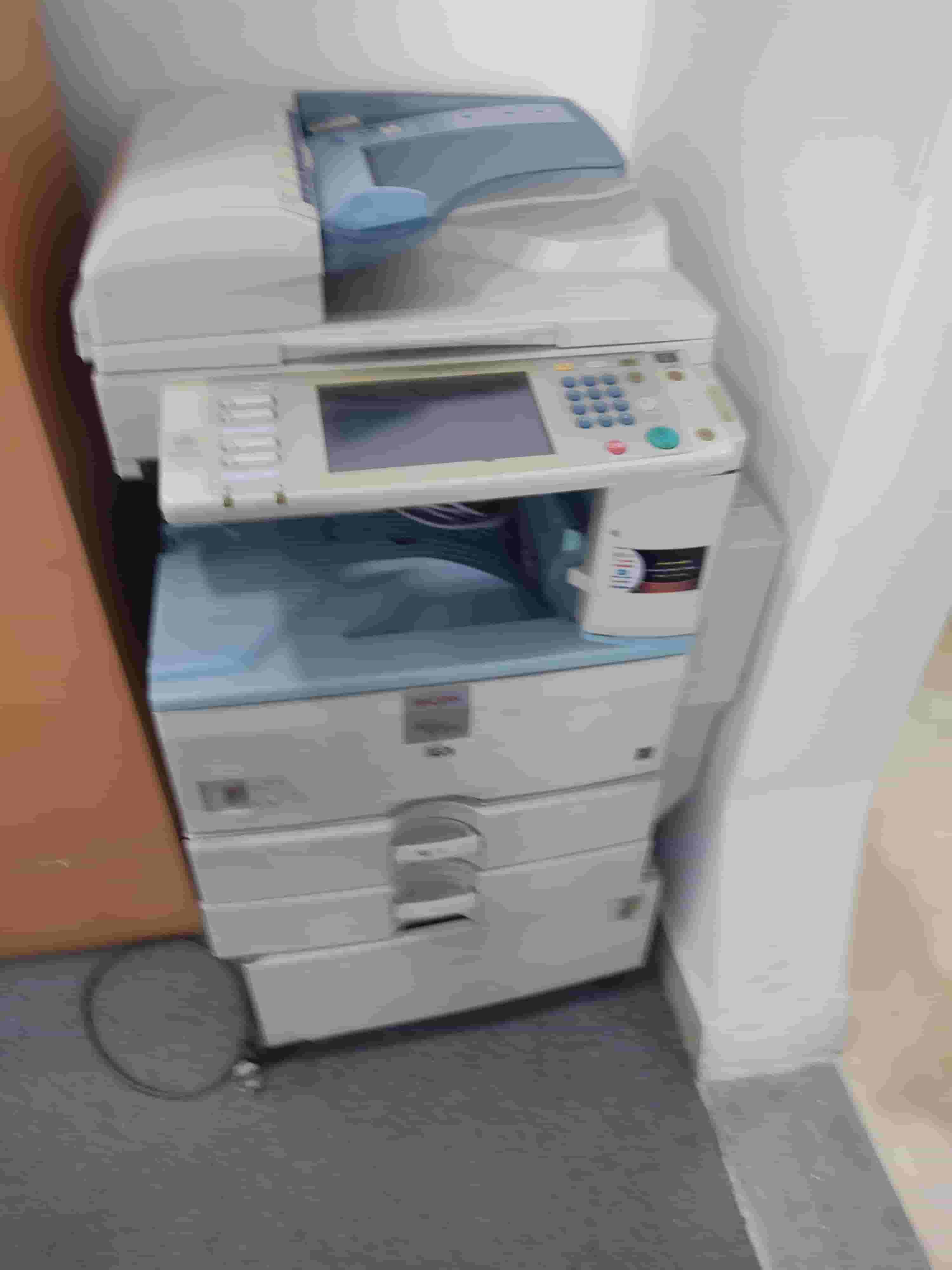 photocopier 