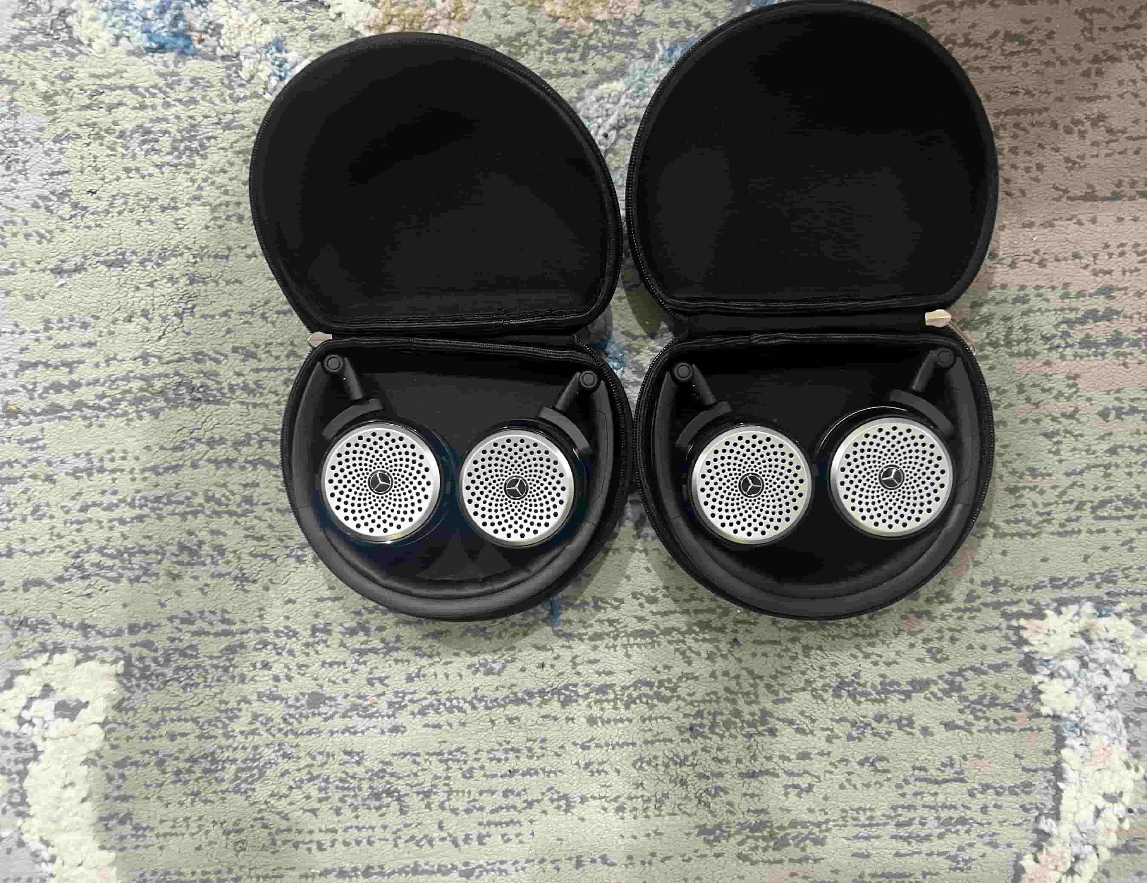 For sale Mercedes rear screen speakers, original, unused