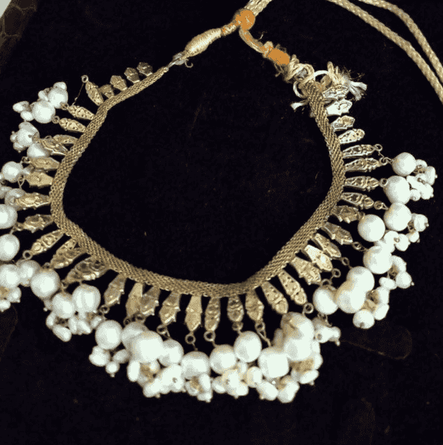Natural pearl set