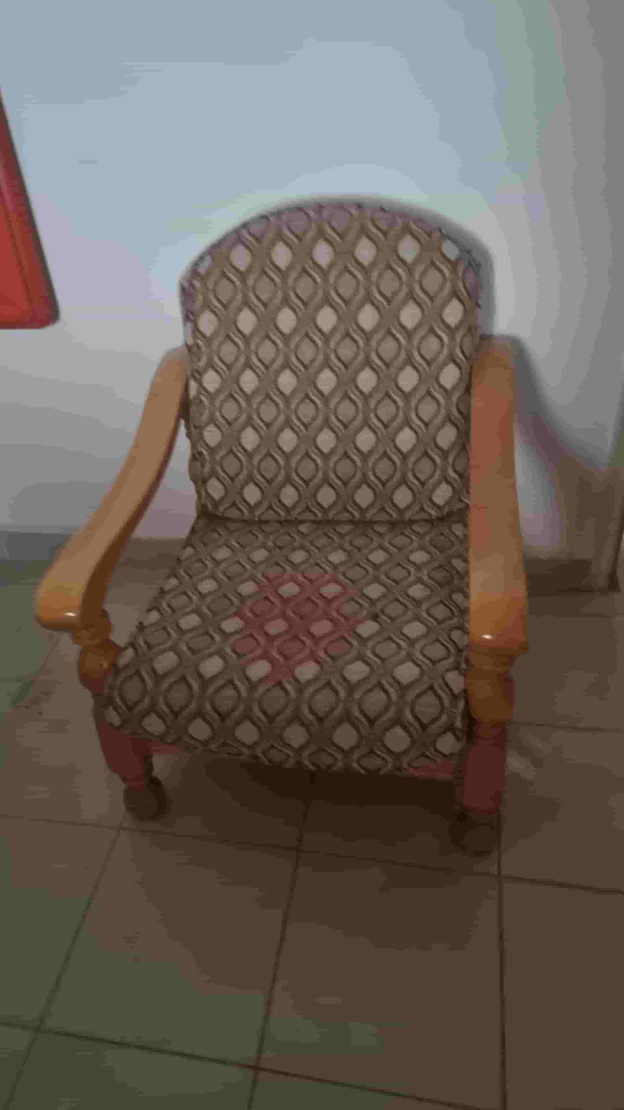 sofa for sale in good condition