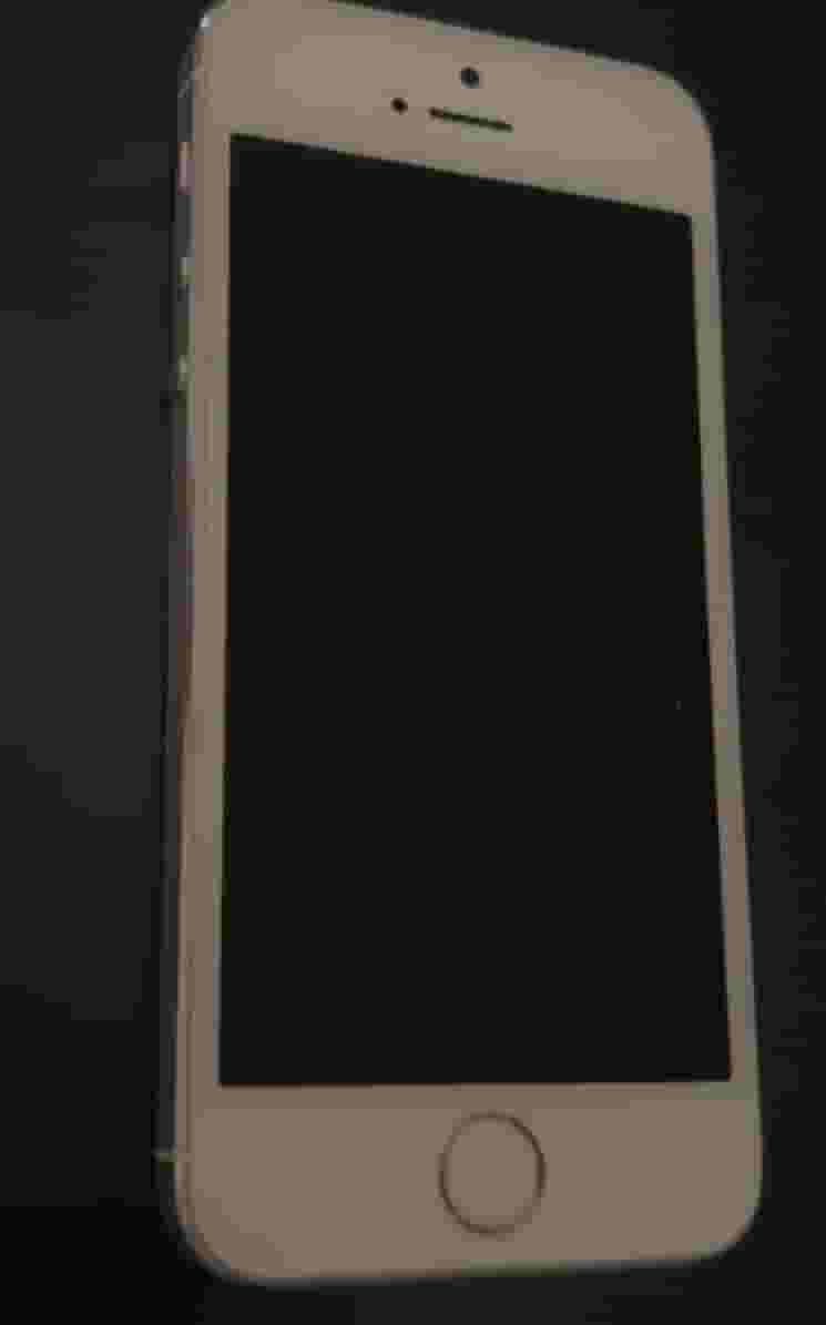 iPhone 5 is very clean
