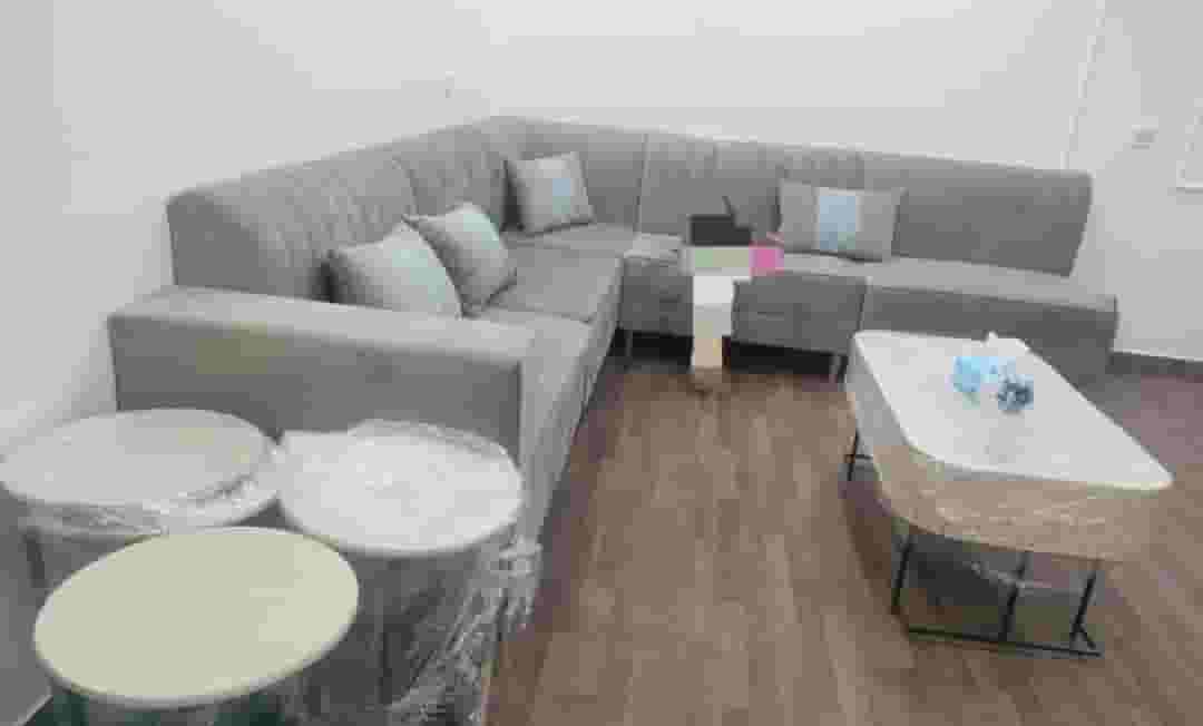 Buying and selling furniture
