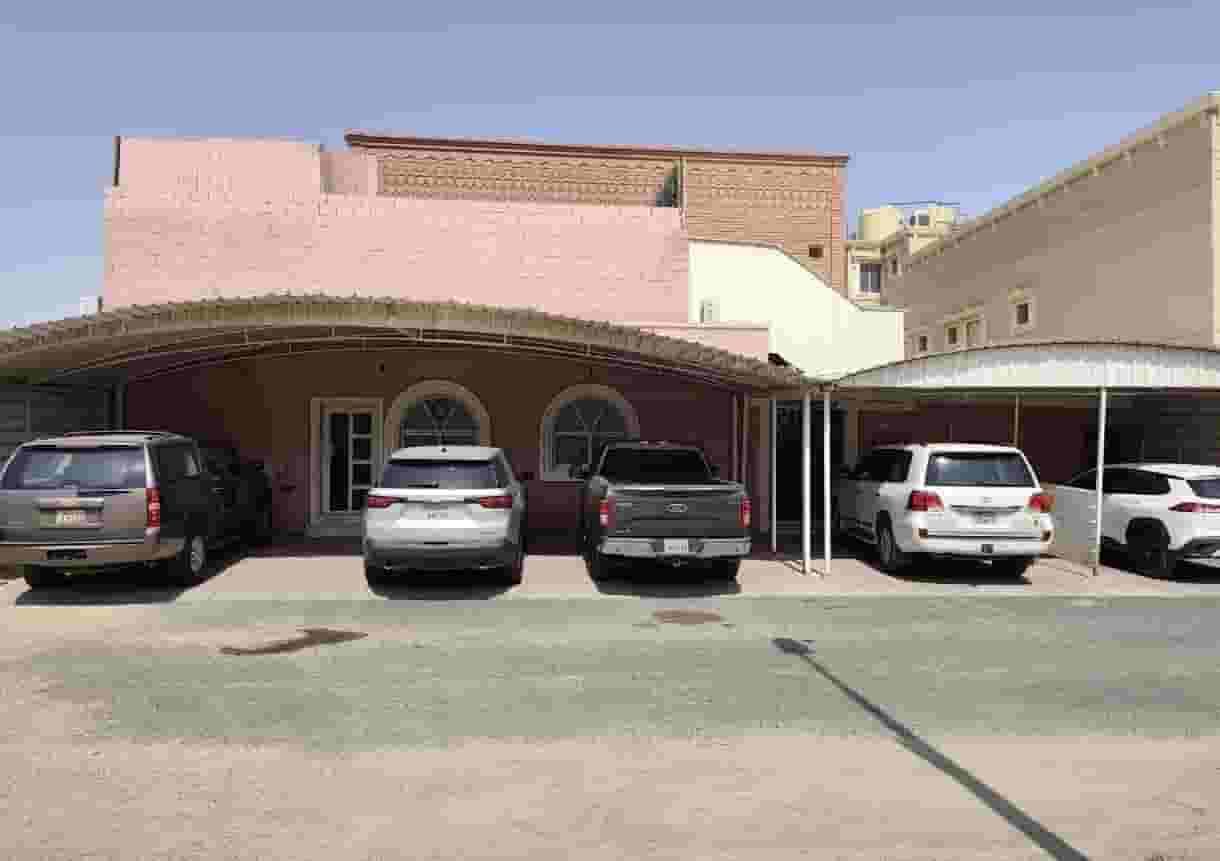 House for sale in Al Faheheel