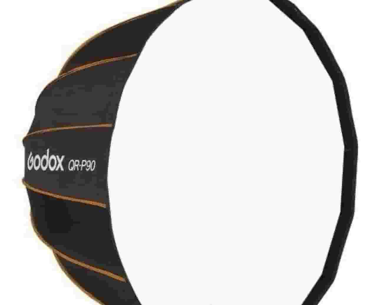 For sale the brand new Godox lighting kit with umbrella