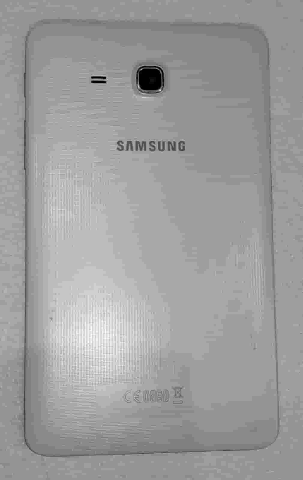 Samsung Galaxy Tab A (2016) - 