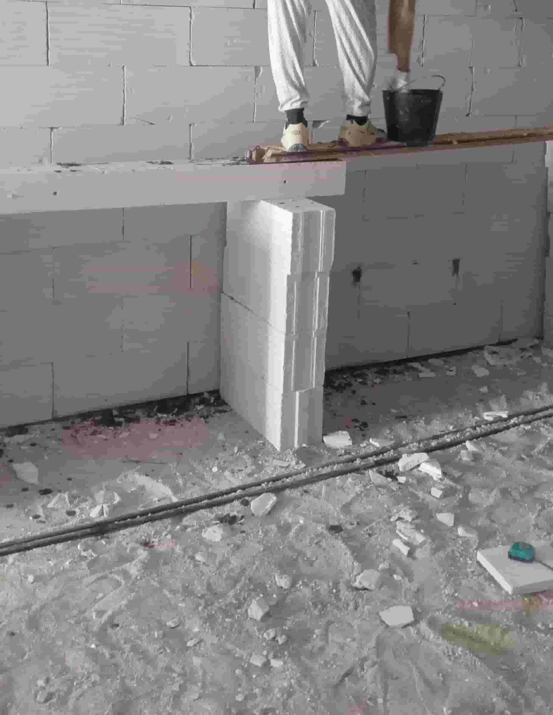 building contractor