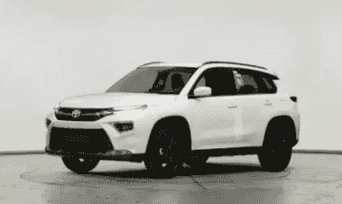 Toyota Urban Cruiser 2025 for rent