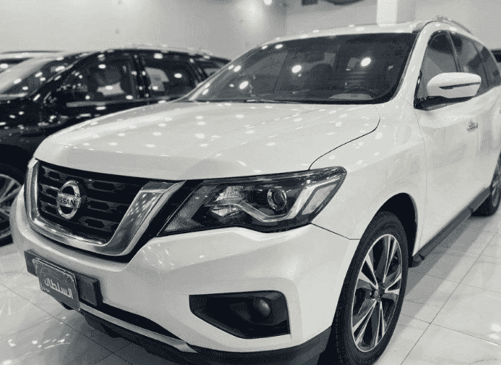 للبيع نيسان باثفايندر موديل 2019