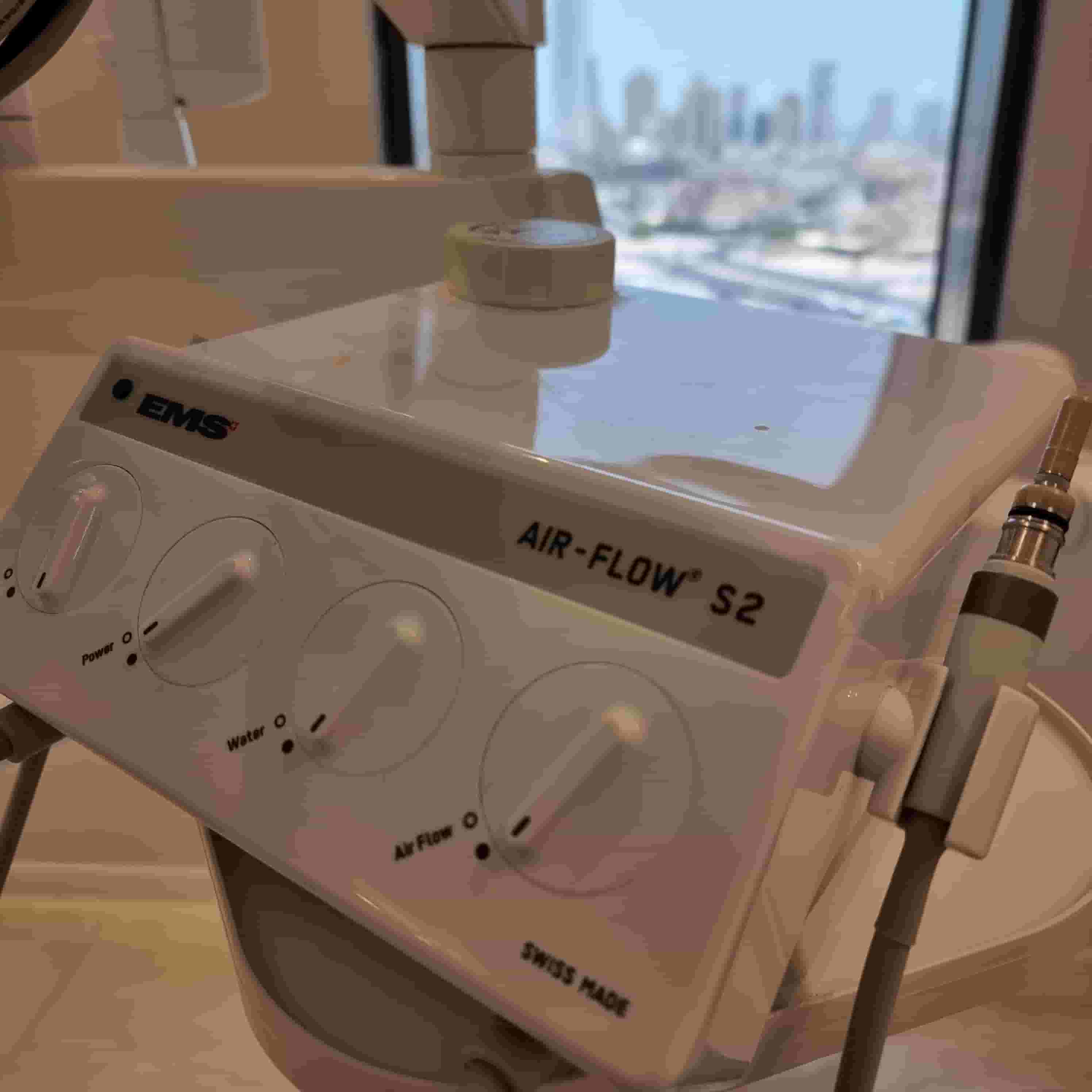 Selling dental clinic materials and equipment