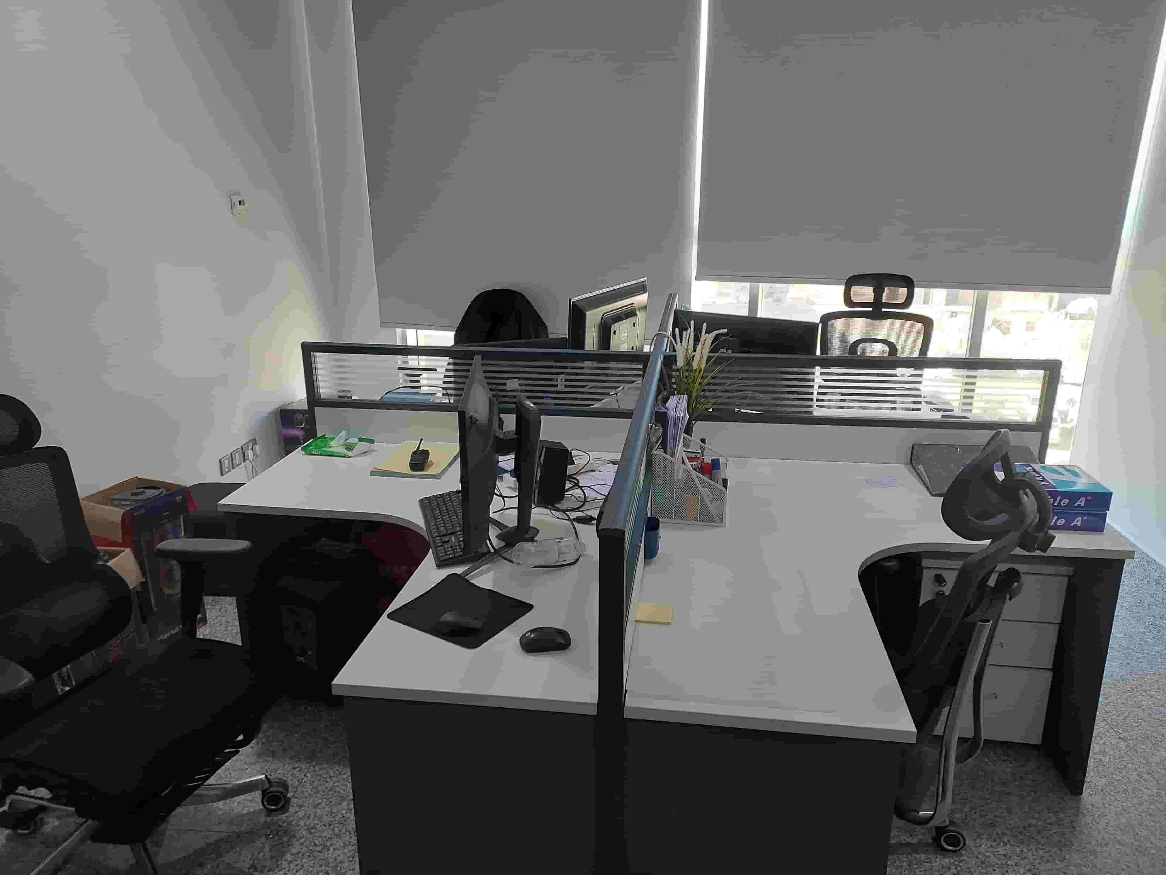 اثاث مكاتب للبيع