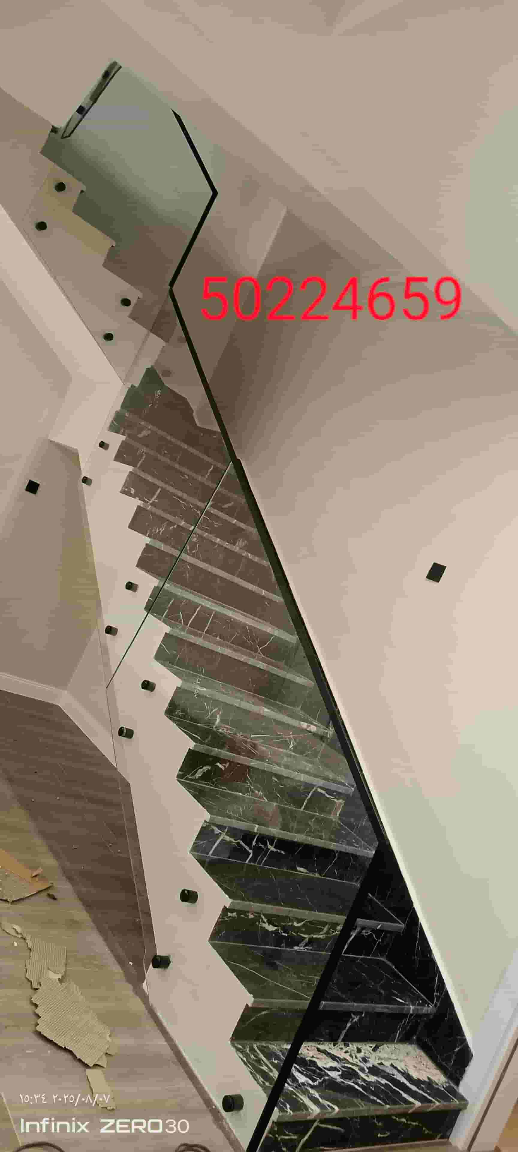 فني زجاج سكريت ومرايا فني زجاج سكريت ومرايا