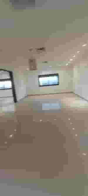 للايجار فيلا في الجابريه المساحه 750 متر