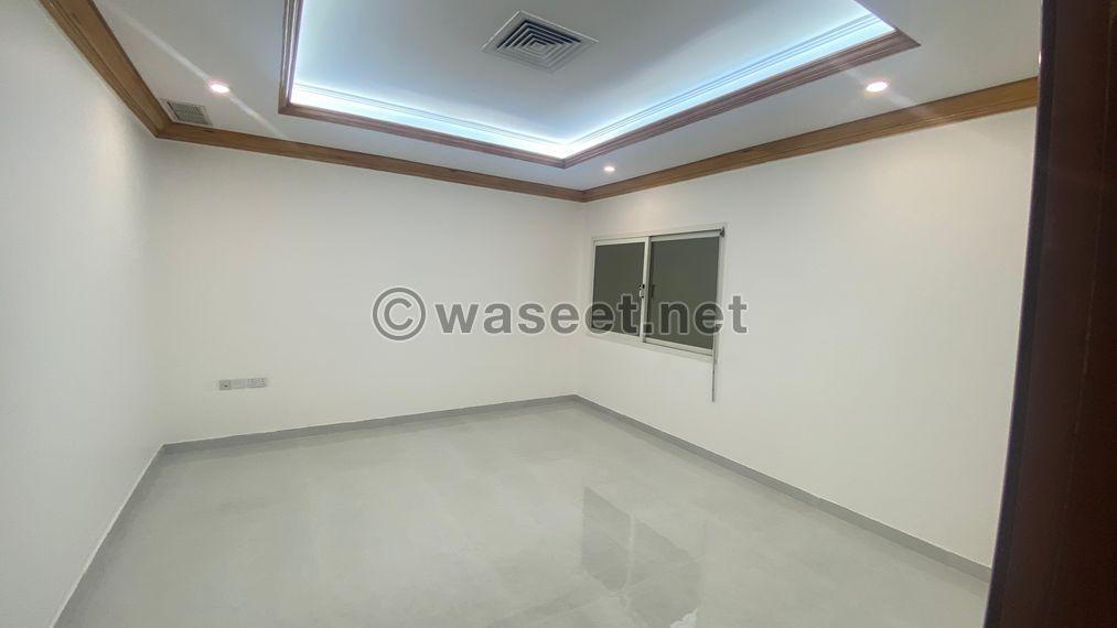 Floor for rent in Al Rawda, Block 1  3