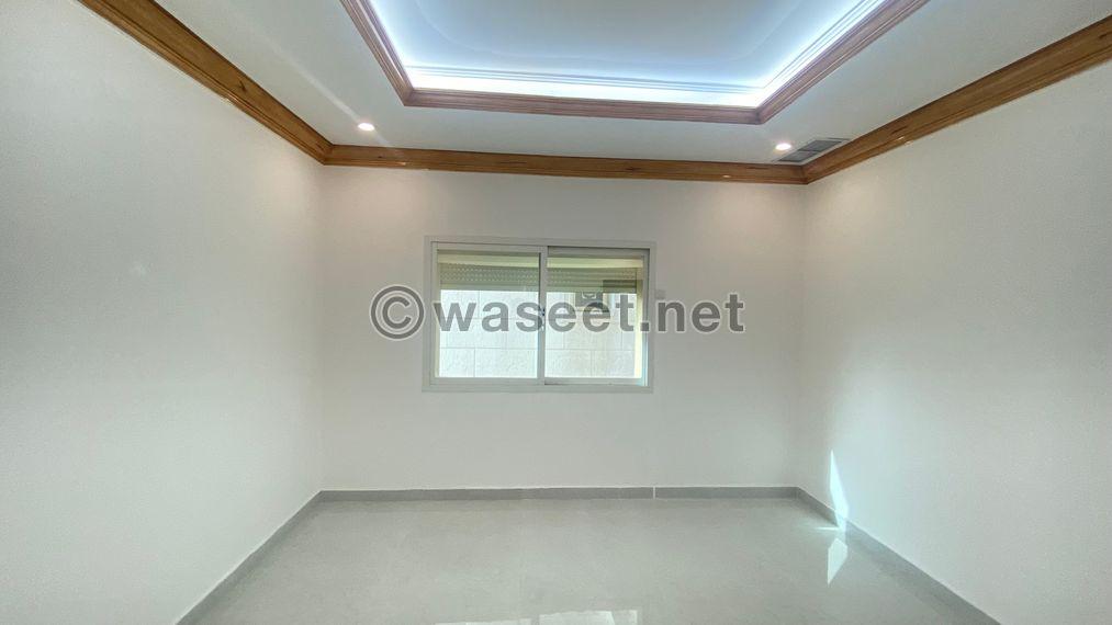 Floor for rent in Al Rawda, Block 1  7