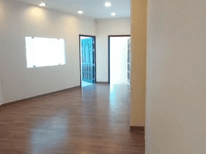 Office 110 sqm for rent in Kuwait City 