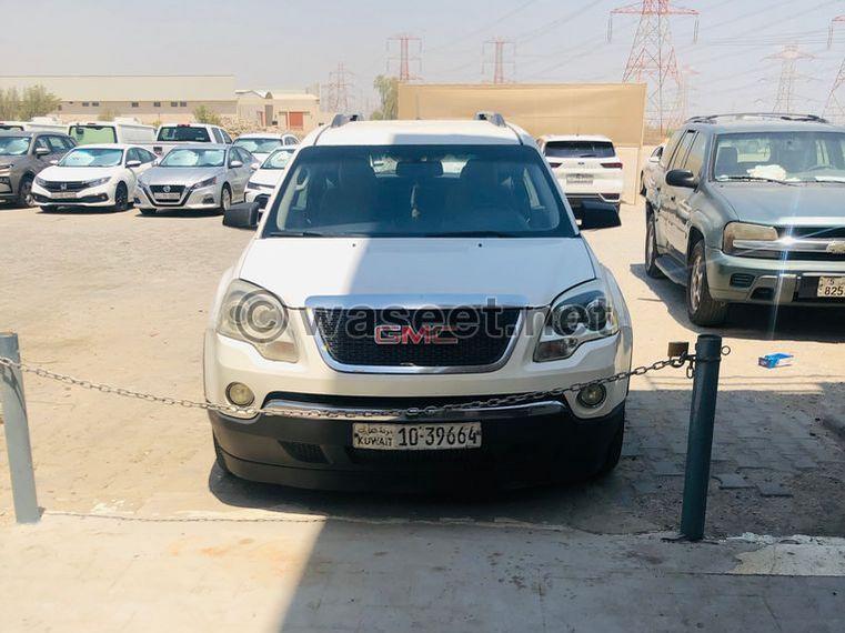 GMC Acadia 2010 very clean 0